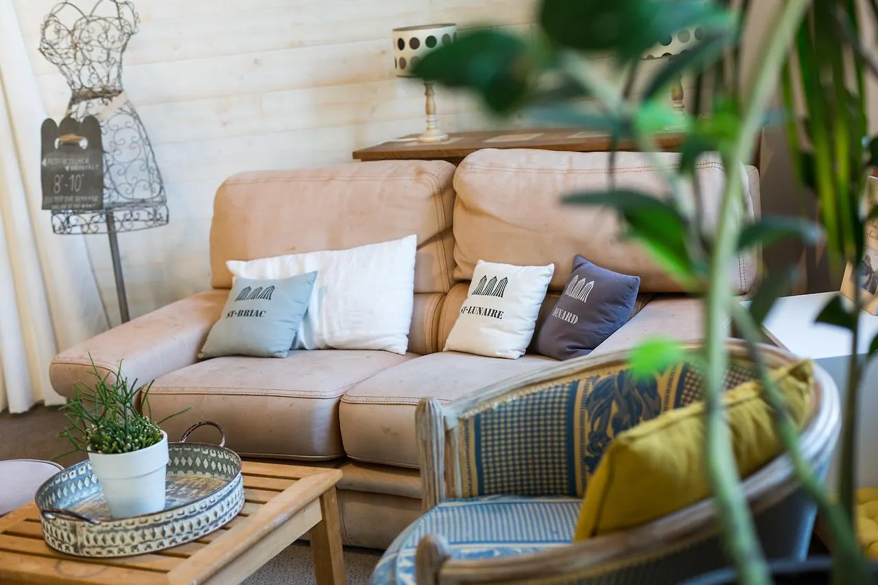 Cit'Hotel Les Alizes Dinard Frankreich